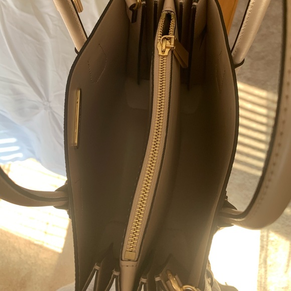 Michael Kors small handbag. Nude/pink color - Picture 3 of 3